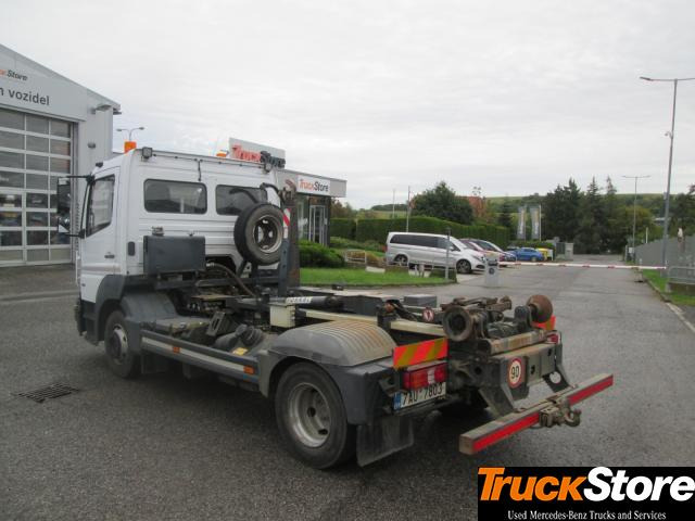 Hook lift truck Mercedes-Benz Atego 916