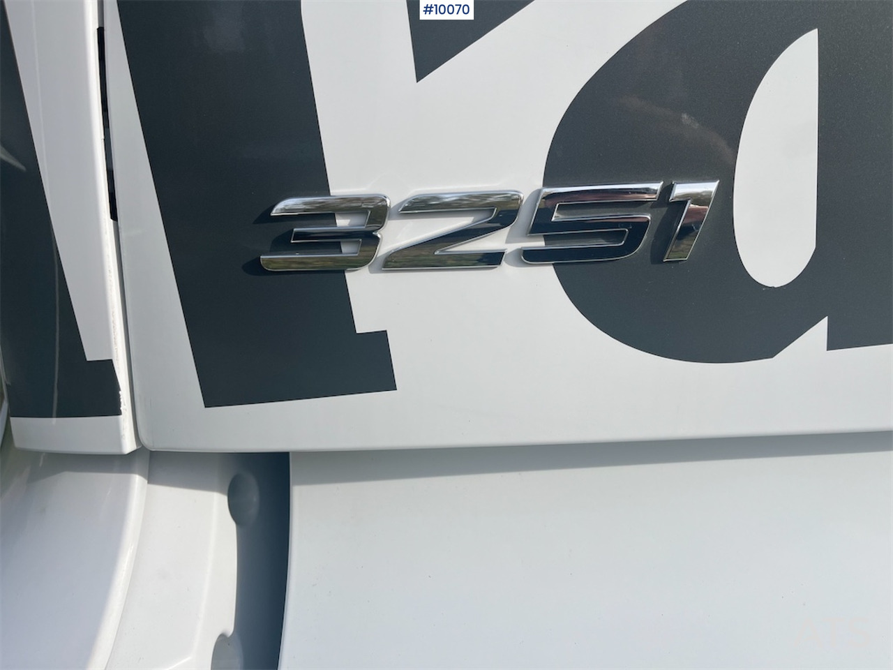 Hook lift truck Mercedes Benz Complete Snow Plow Truck