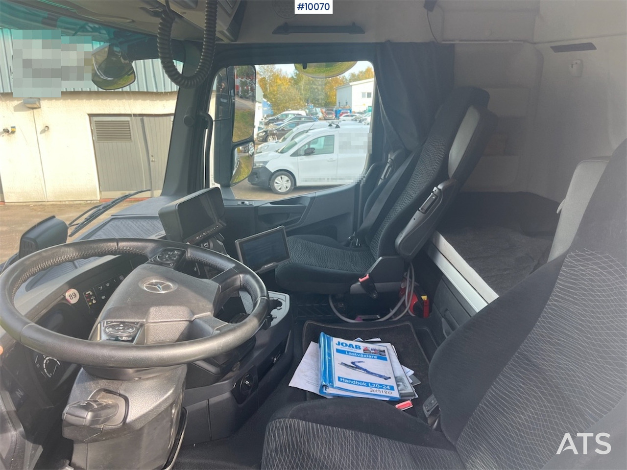 Hook lift truck Mercedes Benz Complete Snow Plow Truck