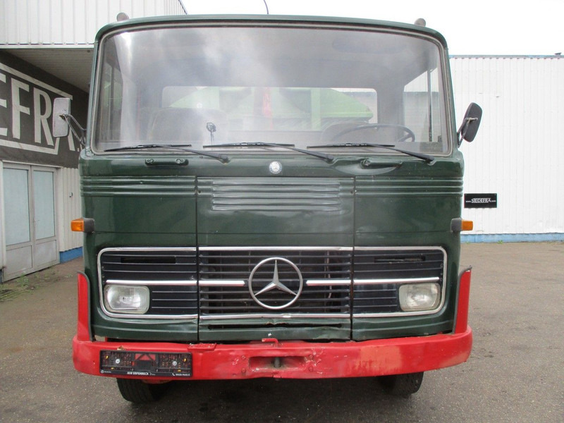 Hook lift truck Mercedes-Benz LP 1319 , Oldtimer