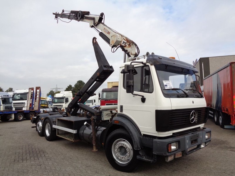 Hook lift truck Mercedes-Benz SK 2433 + Semi-Auto + PTO + Serie 14 Crane + 3 pedals