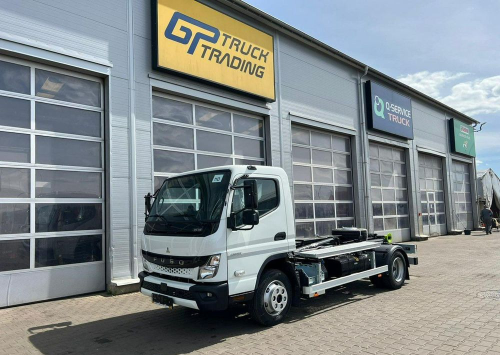 Hook lift truck Mitsubishi Fuso