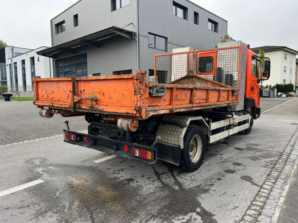 Hook lift truck NISSAN Atleon 80.19 4x2 Hooklift