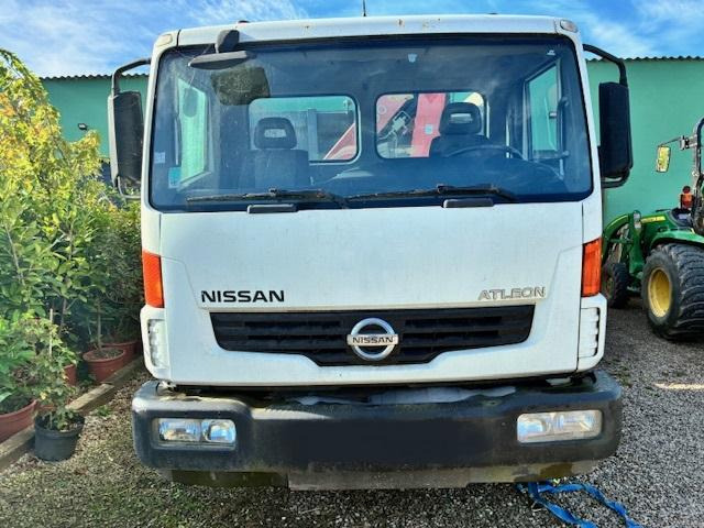 Hook lift truck Nissan ATLEON 150.25