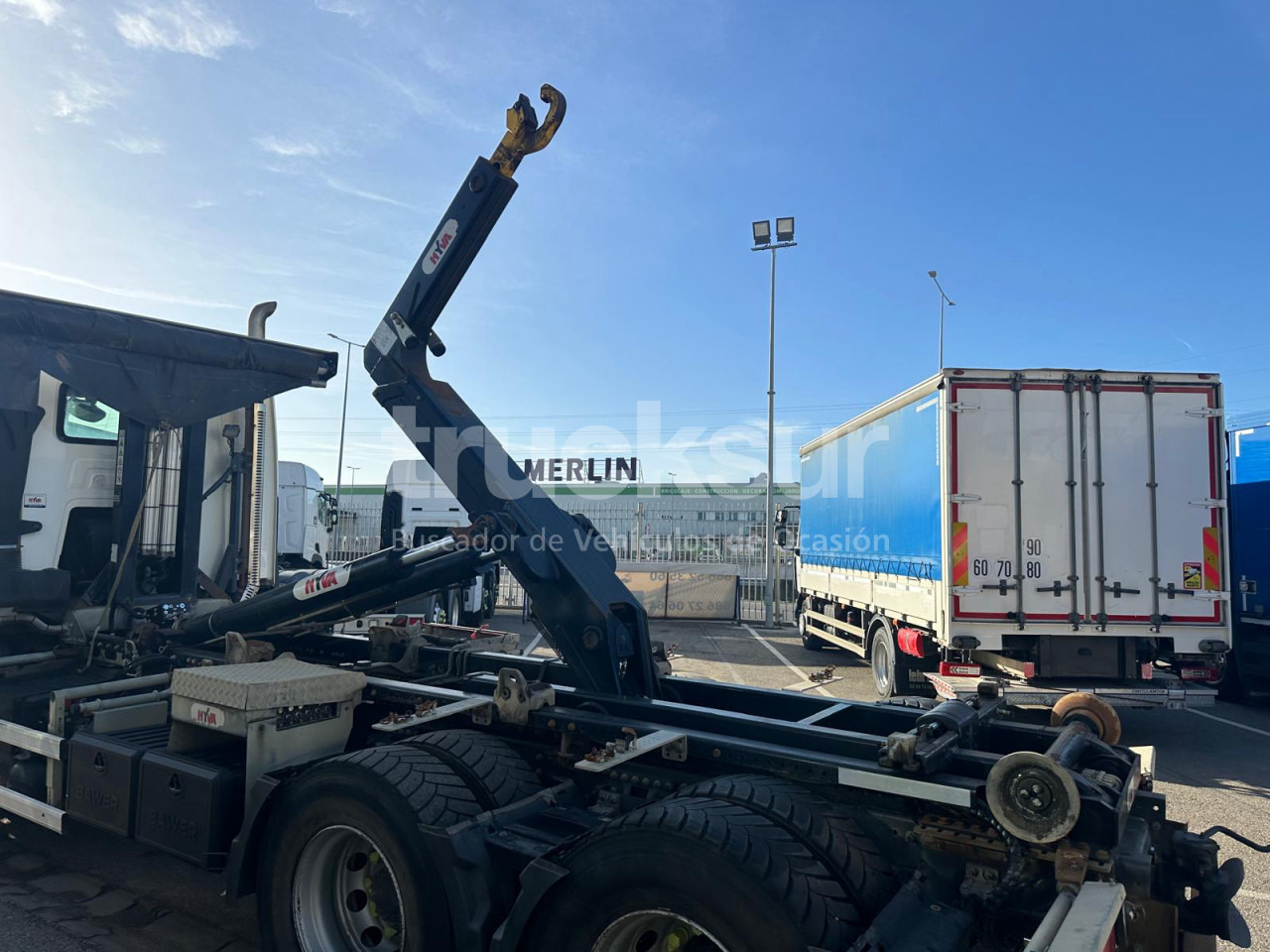 Hook lift truck RENAULT C430.26 6X2