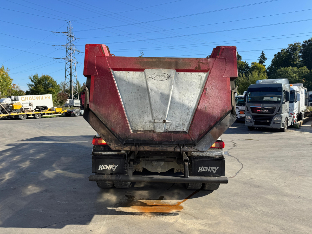 Hook lift truck RENAULT C520 10x4 Abschiebemulde (no tipper)