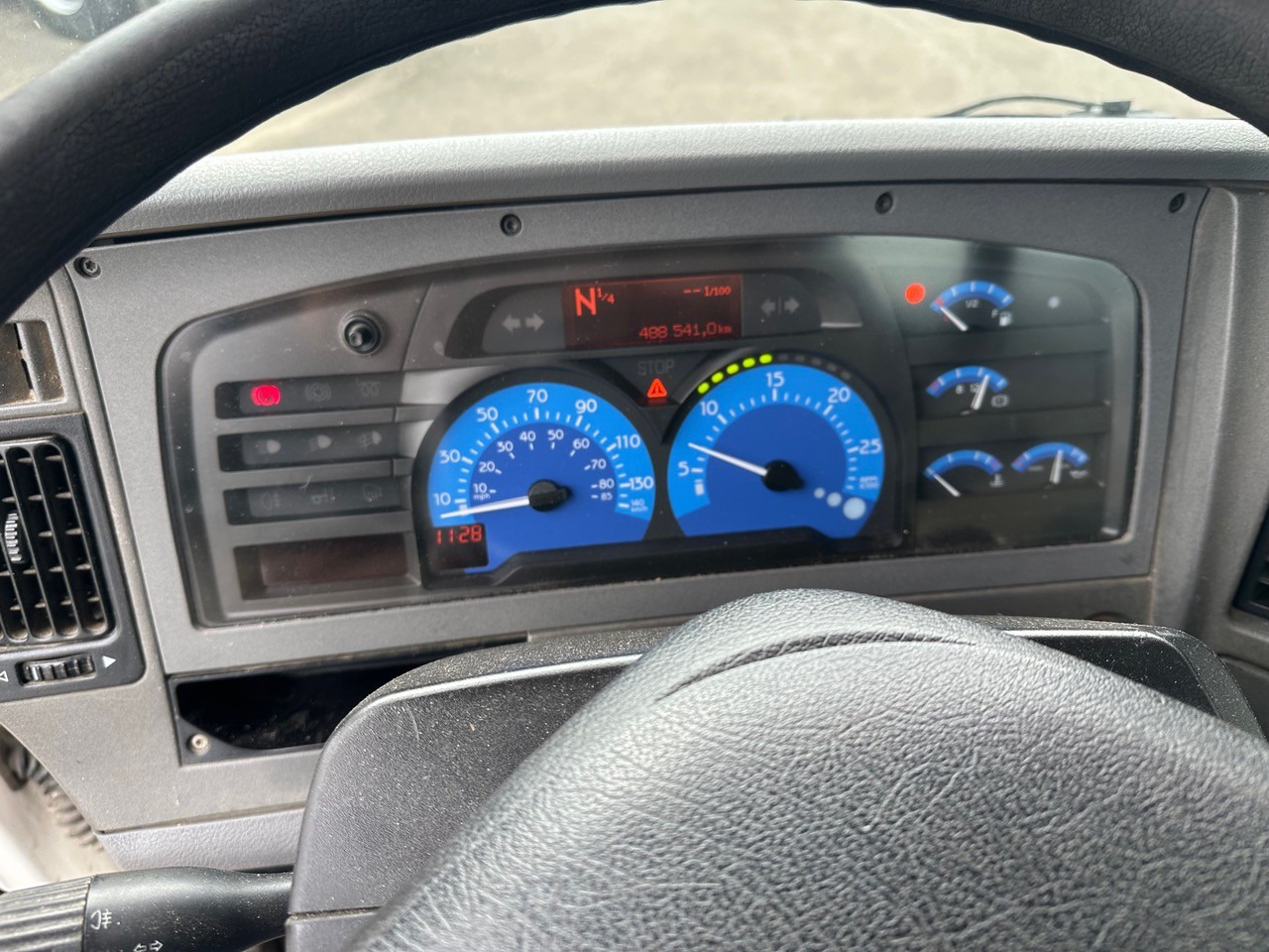 Hook lift truck RENAULT KERAX 370 DCI