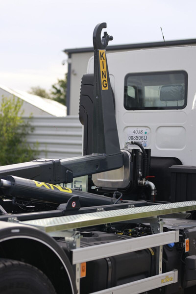 Hook lift truck Renault D 18 HIGH P