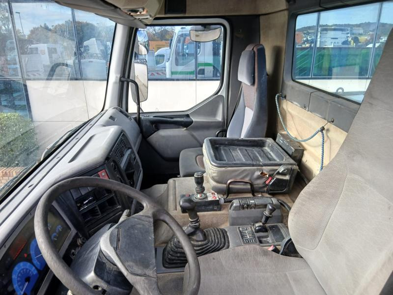 Hook lift truck Renault Kerax 270 DCI