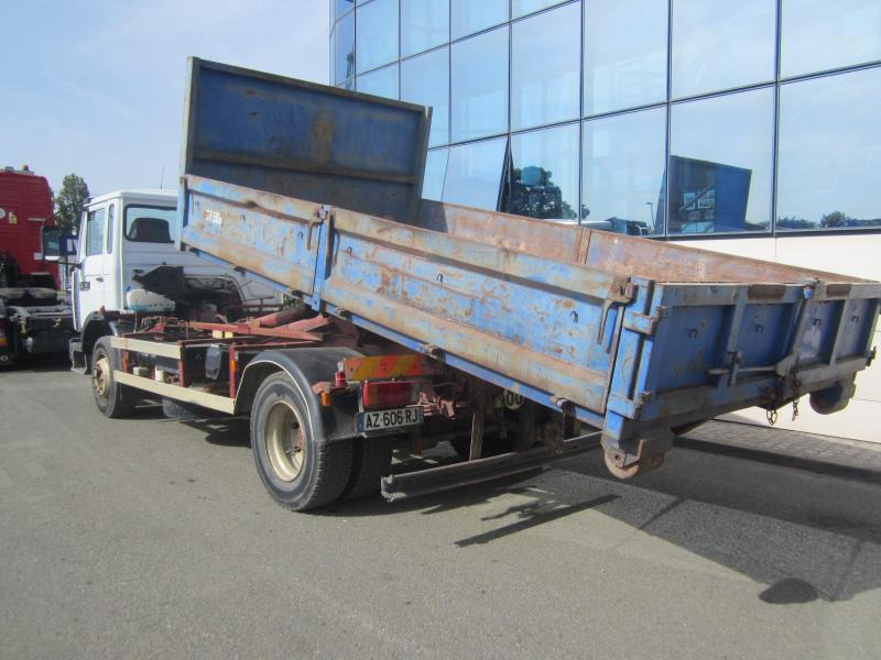 Hook lift truck Renault Midliner 180