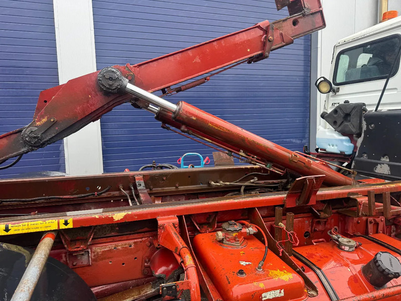 Hook lift truck Renault Midliner 180 **6CYL-FRENCH TRUCK**