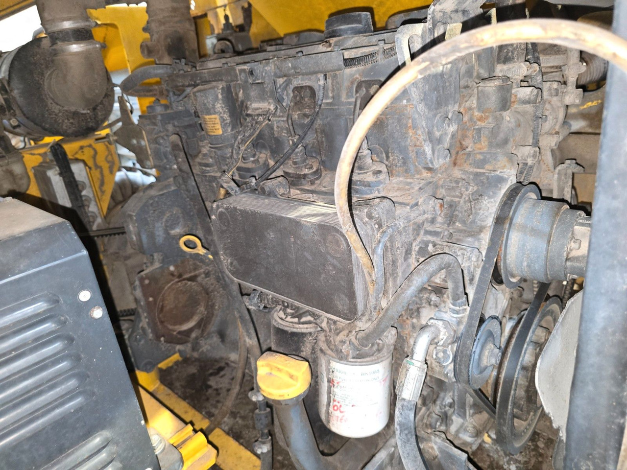 Hook lift truck Rubble Master RM 60 Backenbrecher Brecher