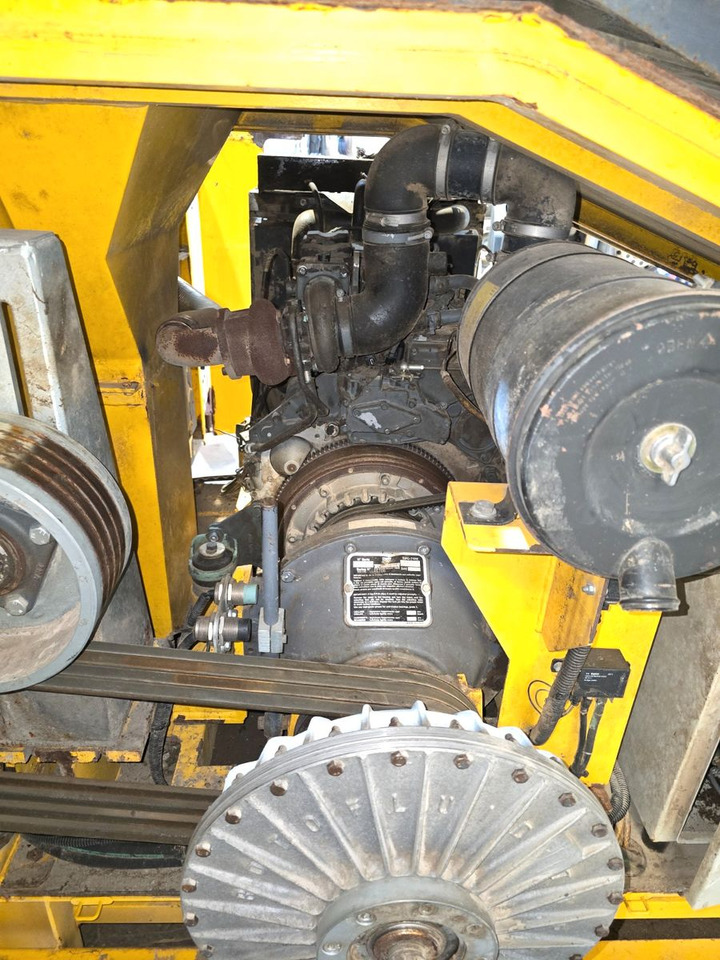 Hook lift truck Rubble Master RM 60 Backenbrecher Brecher