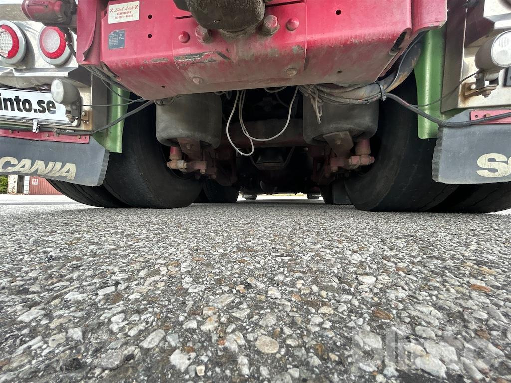 Hook lift truck SCANIA