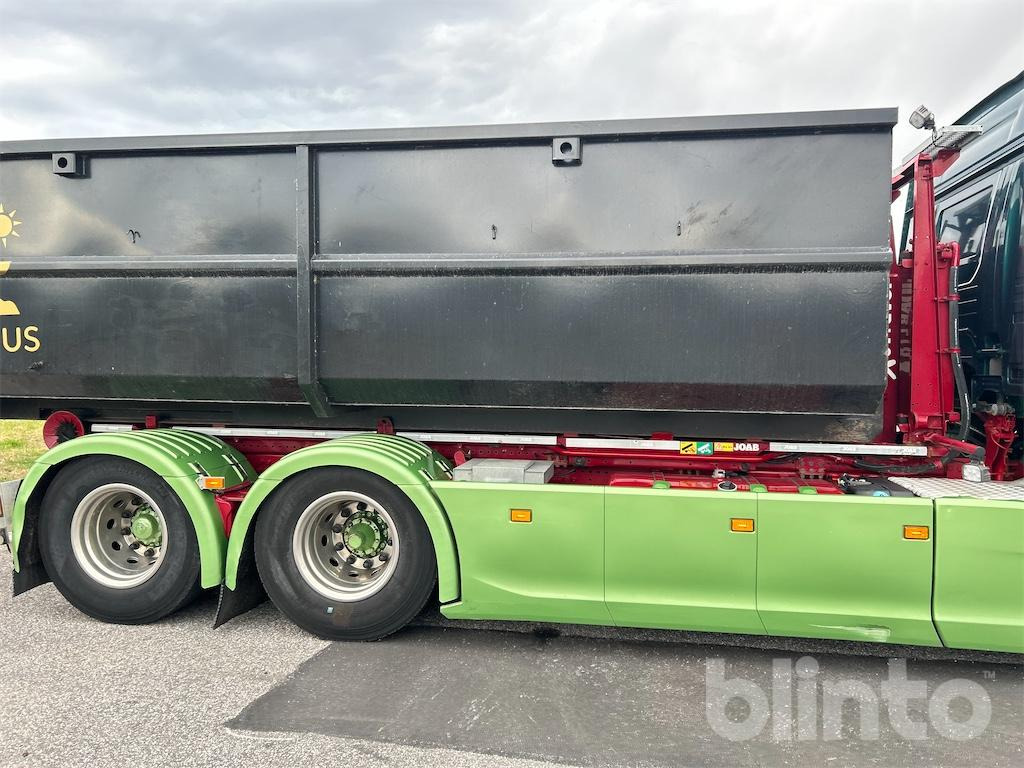 Hook lift truck SCANIA