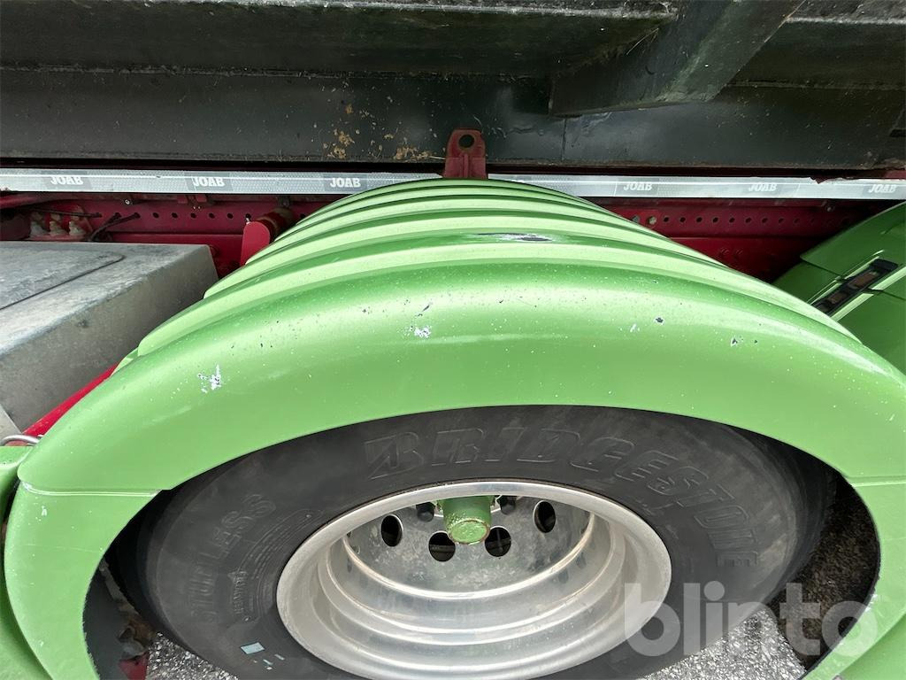 Hook lift truck SCANIA