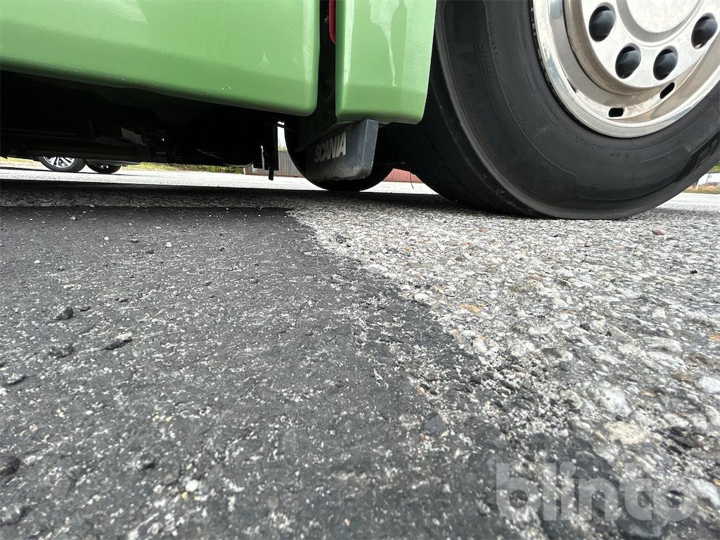 Hook lift truck SCANIA