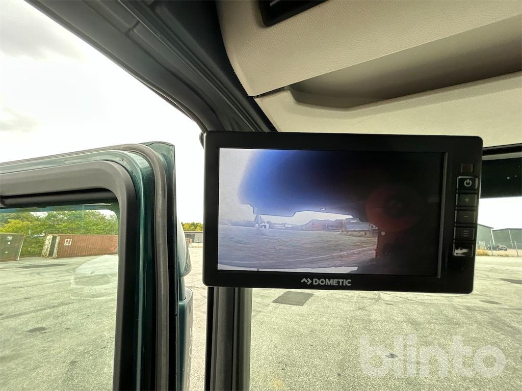 Hook lift truck SCANIA