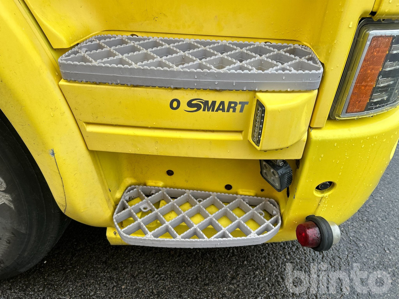 Hook lift truck SCANIA