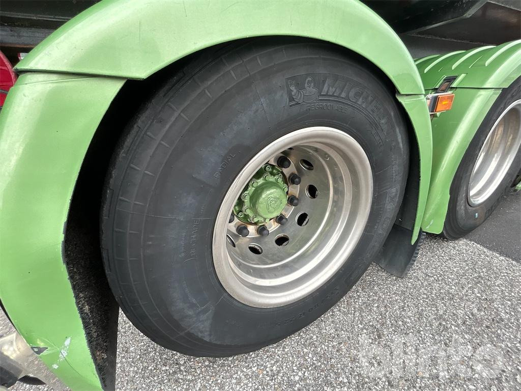 Hook lift truck SCANIA