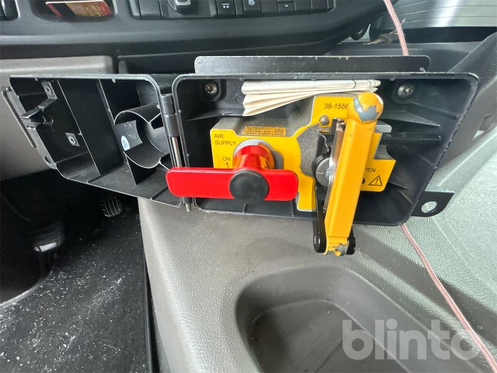 Hook lift truck SCANIA