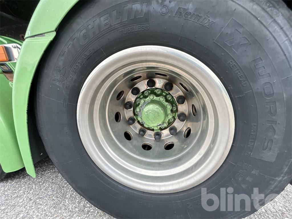 Hook lift truck SCANIA