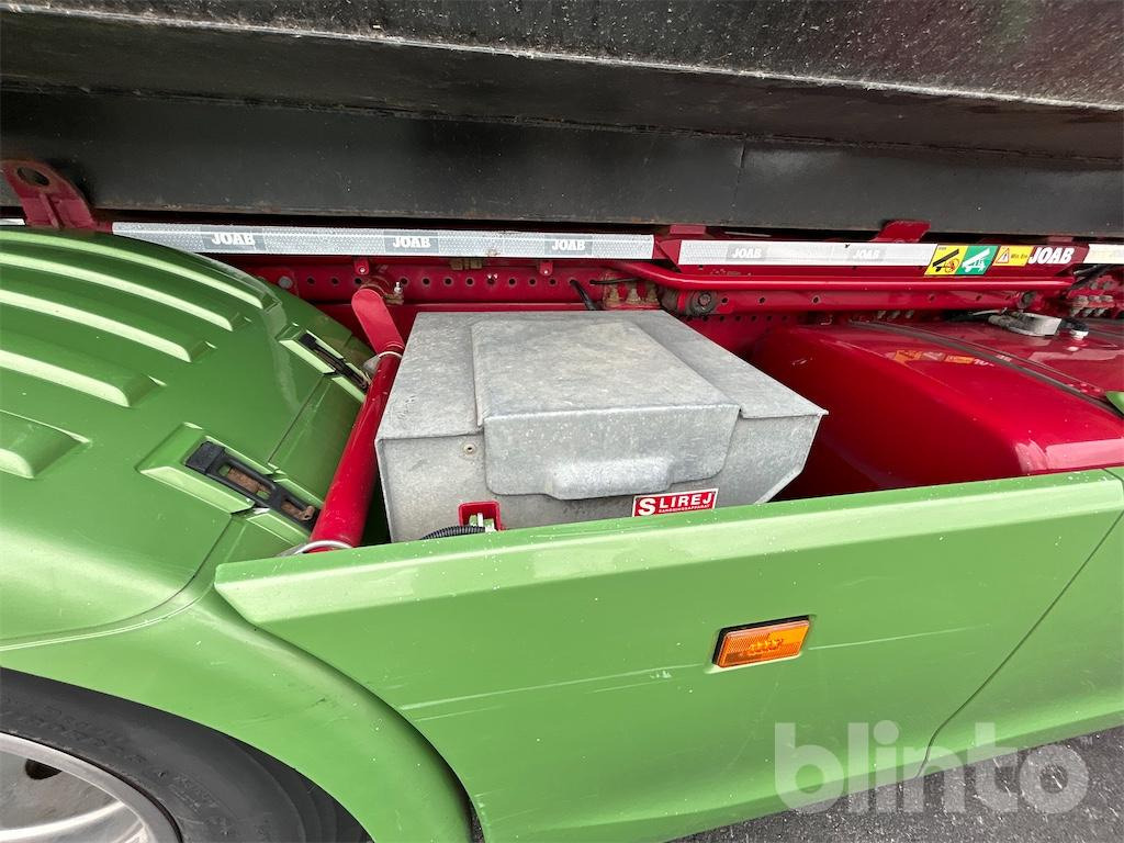 Hook lift truck SCANIA