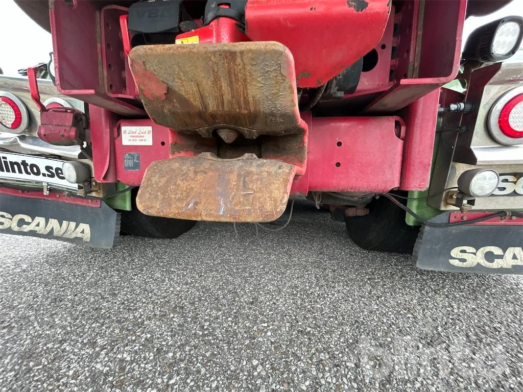 Hook lift truck SCANIA