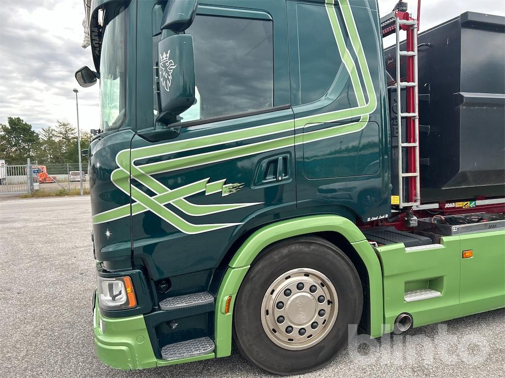 Hook lift truck SCANIA