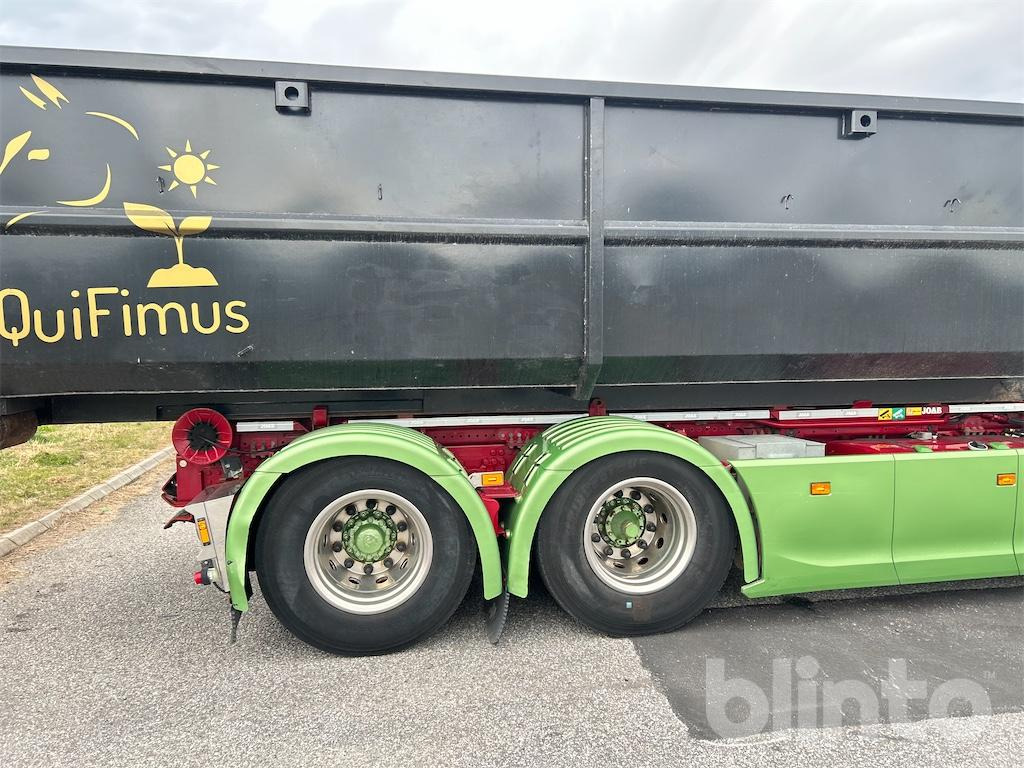 Hook lift truck SCANIA