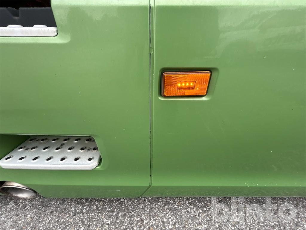 Hook lift truck SCANIA