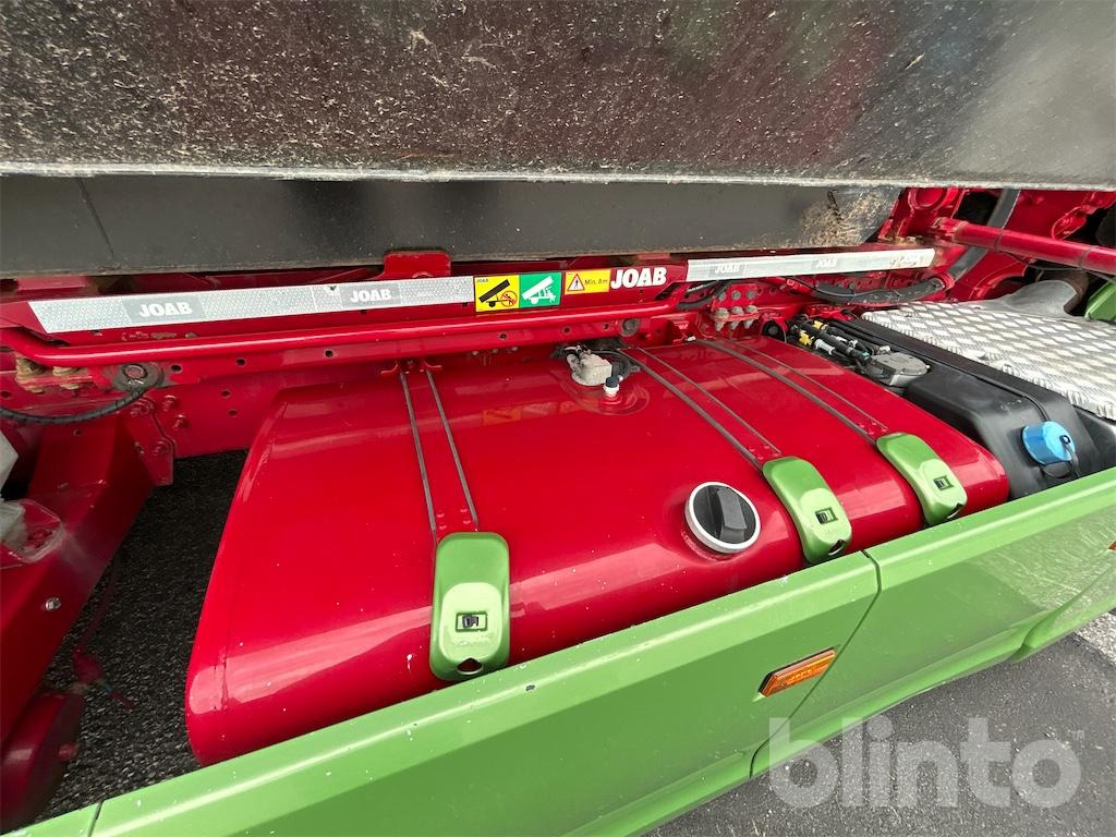 Hook lift truck SCANIA