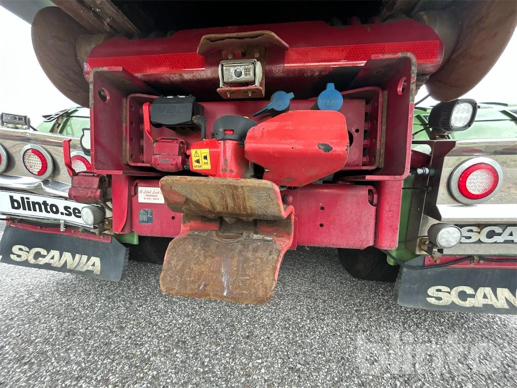 Hook lift truck SCANIA