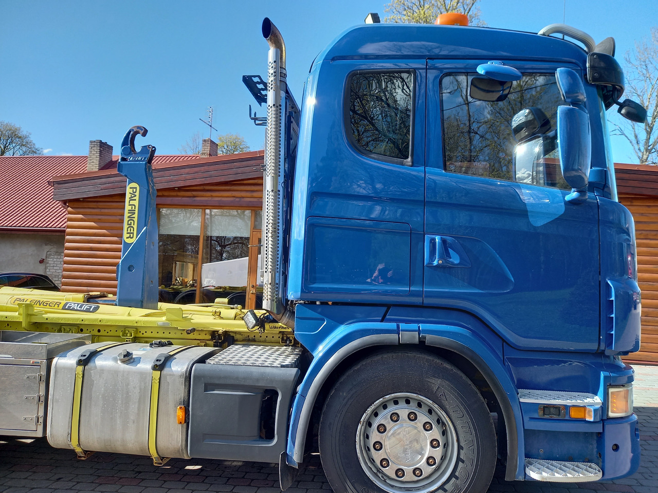 Hook lift truck SCANIA G440, 8x4, GROSS WEIGHT 36000 KG.