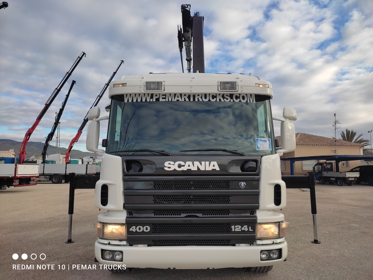 Hook lift truck SCANIA P124 400 6X2 GRUA PALFINGER GANCHO