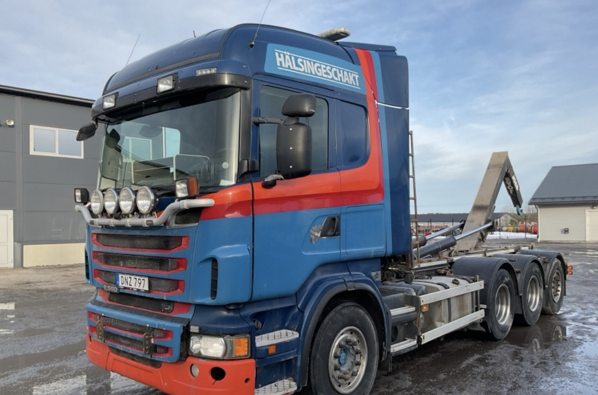 Hook lift truck SCANIA R560