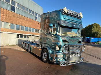 Hook lift truck  SCANIA R560LB 8X4 med HIAB 24T krok