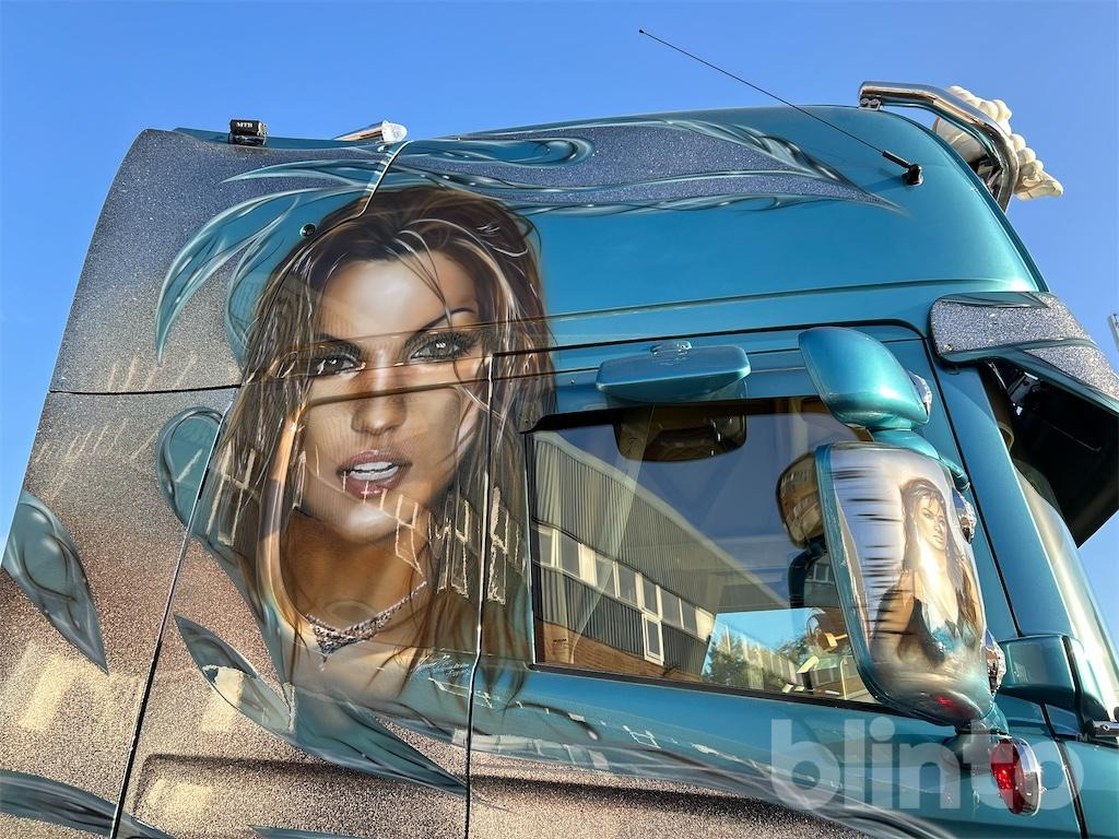 Hook lift truck SCANIA R560LB 8X4 med HIAB 24T krok