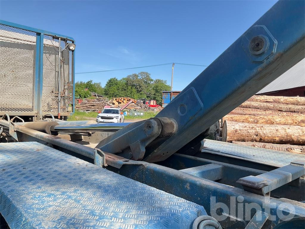 Hook lift truck SCANIA R 142 H 6X2 46