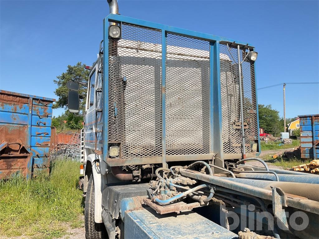 Hook lift truck SCANIA R 142 H 6X2 46