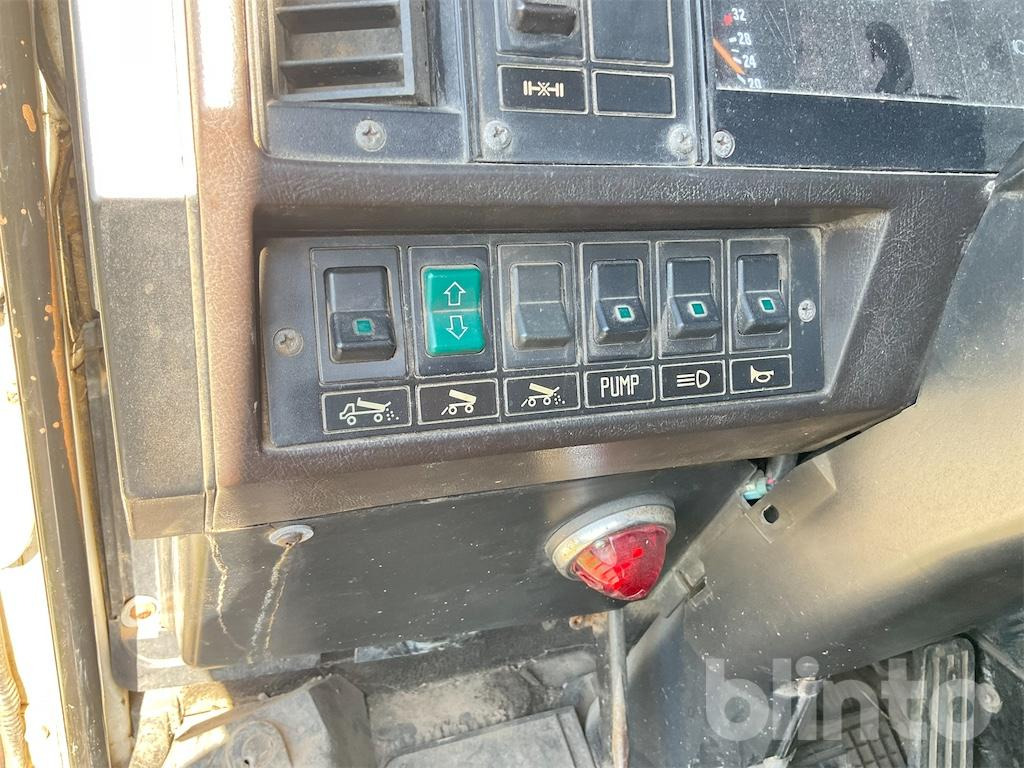 Hook lift truck SCANIA R 142 H 6X2 46