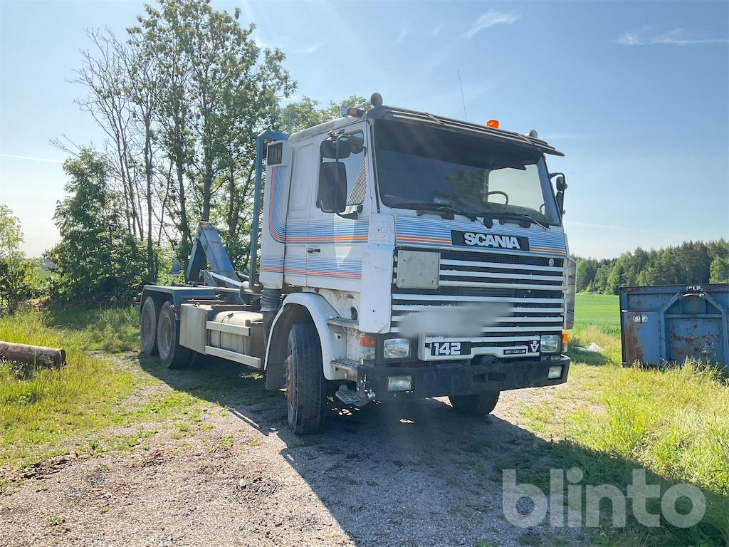 Hook lift truck SCANIA R 142 H 6X2 46
