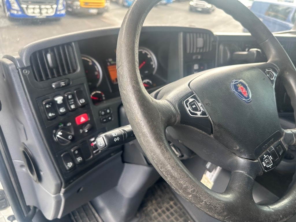 Hook lift truck Scania G450 6x2*4