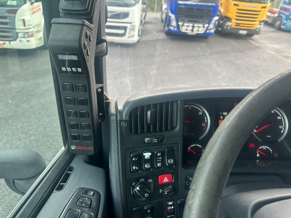 Hook lift truck Scania G450 6x2*4
