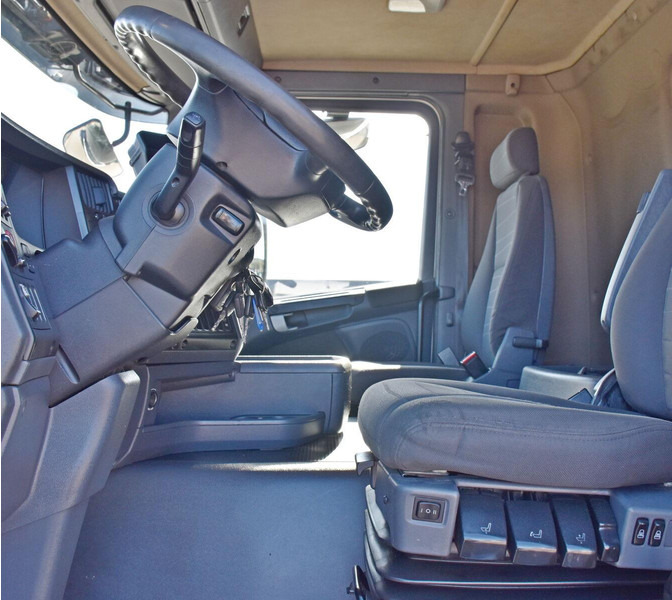 Hook lift truck Scania G 440