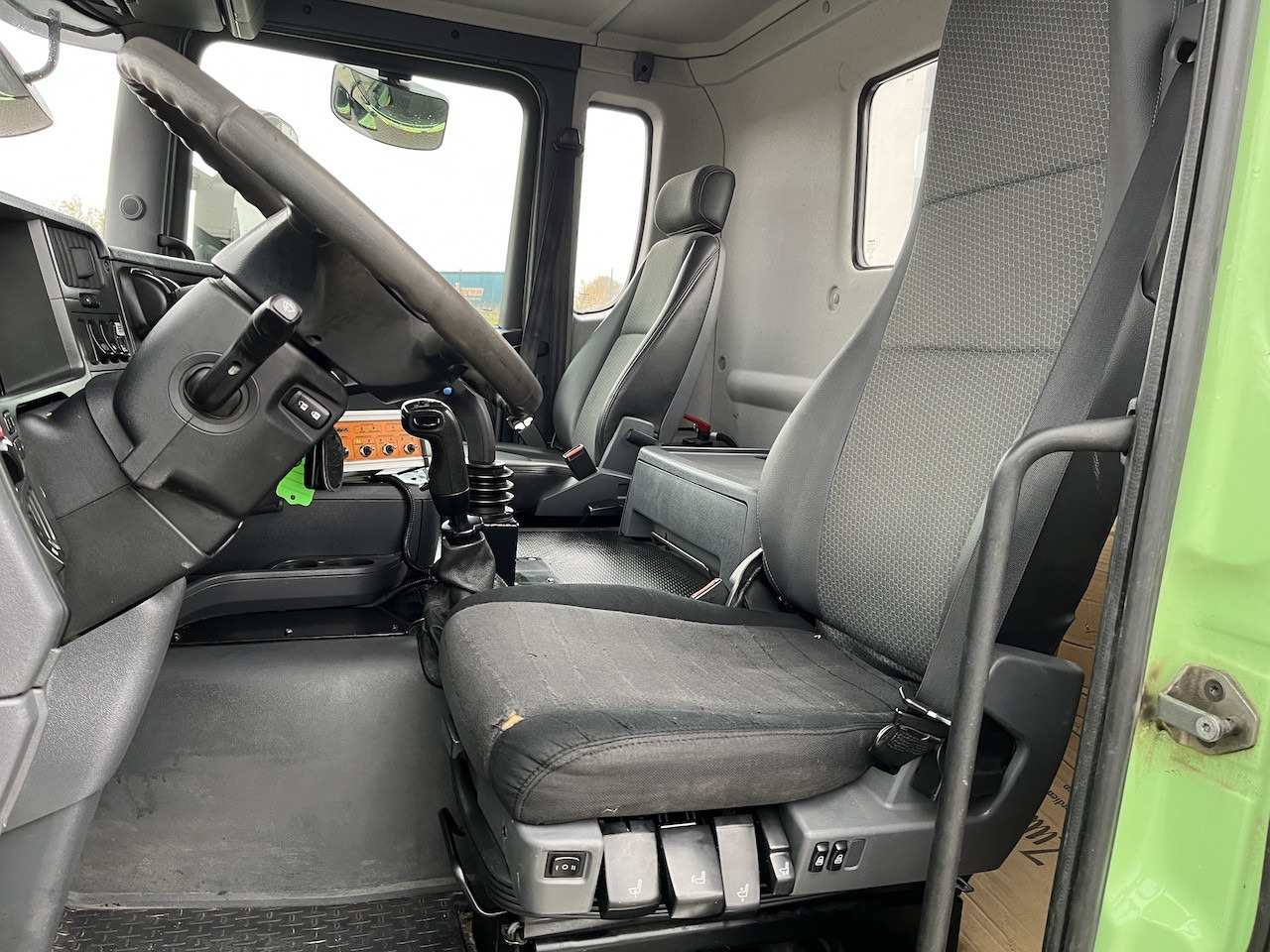 Hook lift truck Scania G 450 8x4 Trösch Abrollkipper