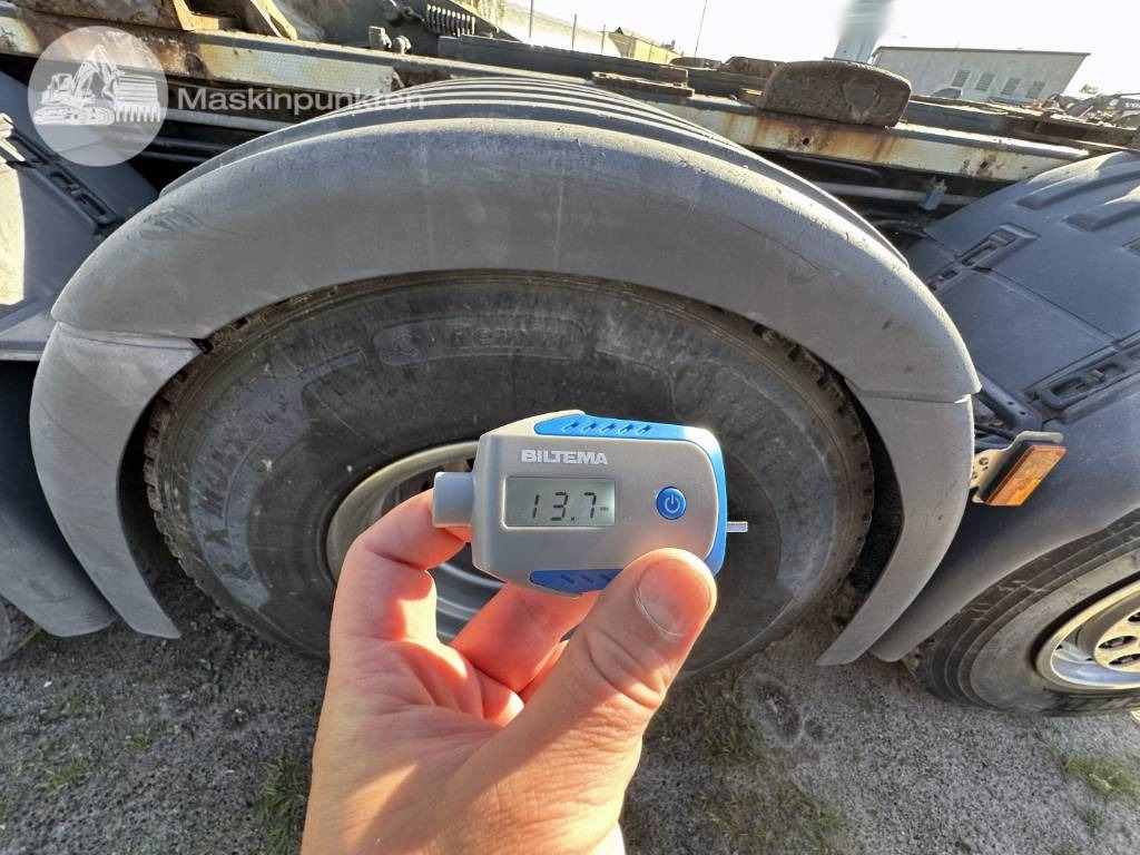 Hook lift truck Scania G 490