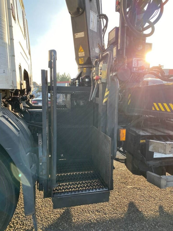 Hook lift truck Scania P360/HYVALIFT/HIAB 144B a réparer