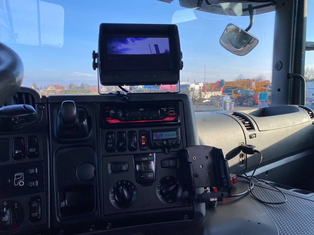 Hook lift truck Scania P360/HYVALIFT/HIAB 144B a réparer