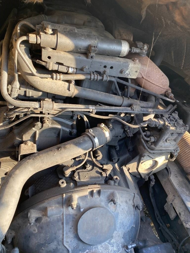 Hook lift truck Scania P360/HYVALIFT/HIAB 144B a réparer